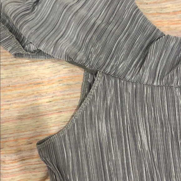 Shiny Off-Shoulder Top - Picture 3 of 4